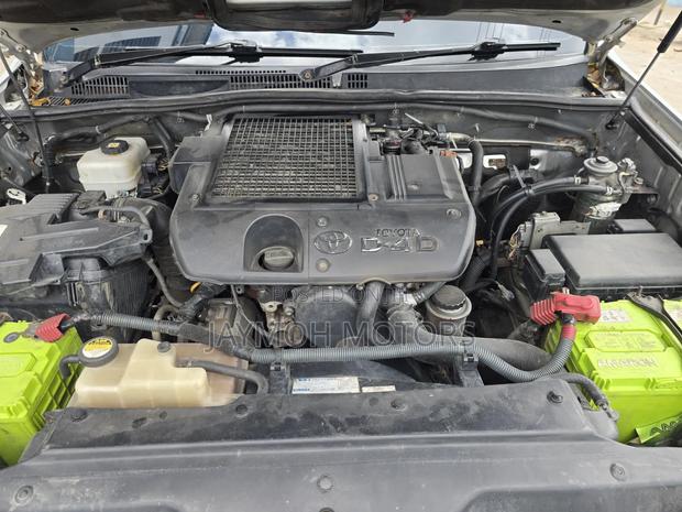 Toyota Land Cruiser Prado 2008 Silver