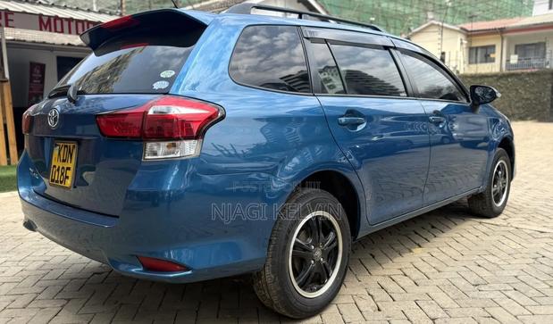 Toyota Corolla Fielder 2015 Blue