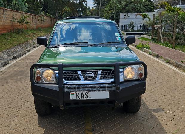 Nissan Hardbody 1998 Green