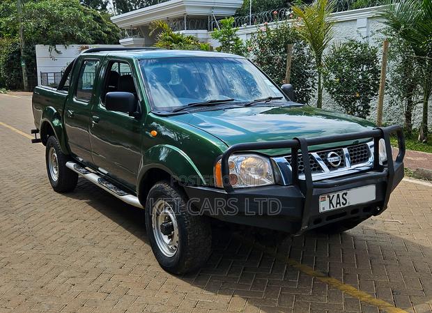 Nissan Hardbody 1998 Green