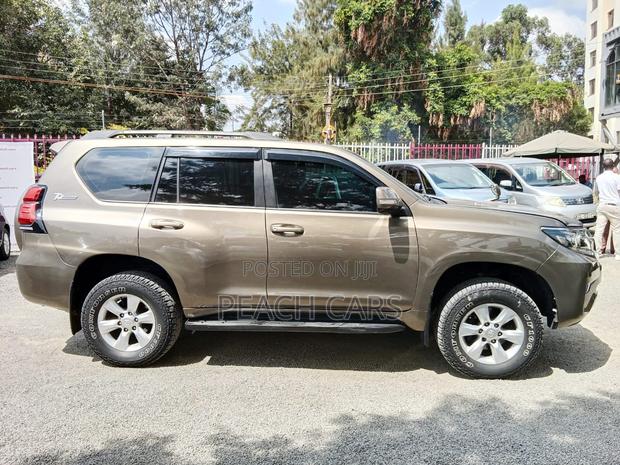 Toyota Land Cruiser Prado 2012 Black