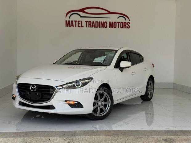 Mazda Axela 2019 White