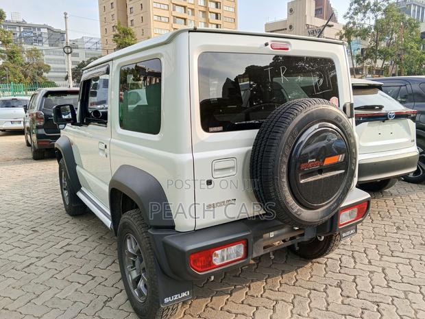 Suzuki Jimny 2019 White