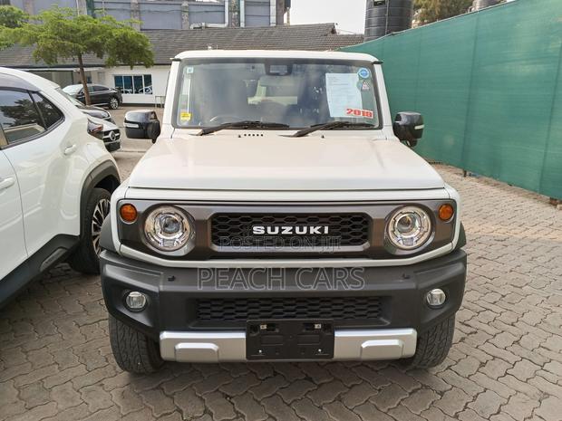 Suzuki Jimny 2019 White