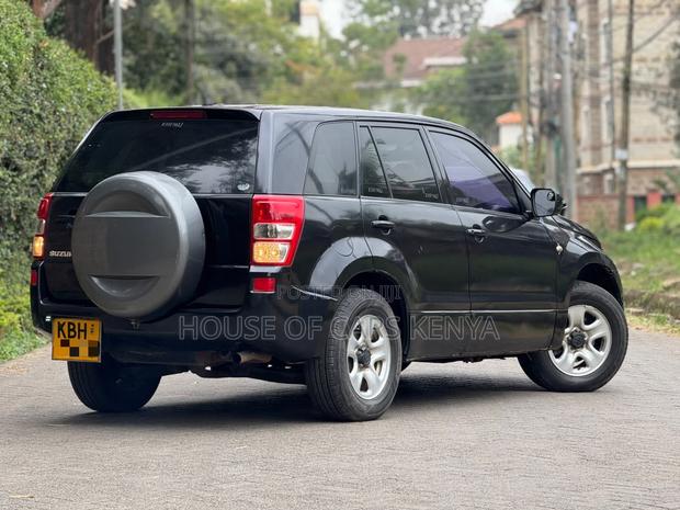 Suzuki Escudo 2006 Black