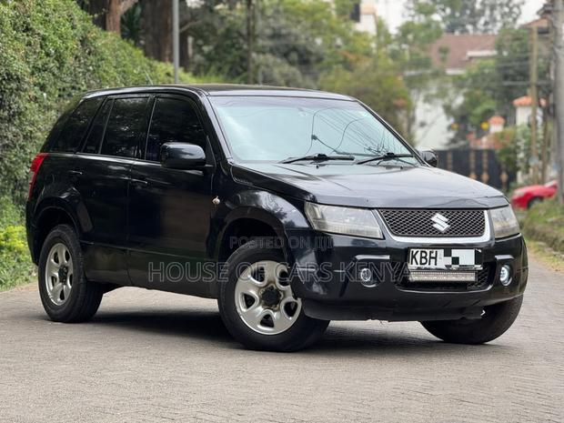 Suzuki Escudo 2006 Black