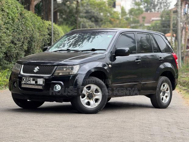 Suzuki Escudo 2006 Black