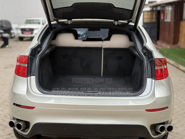 BMW X5 2009 Gold