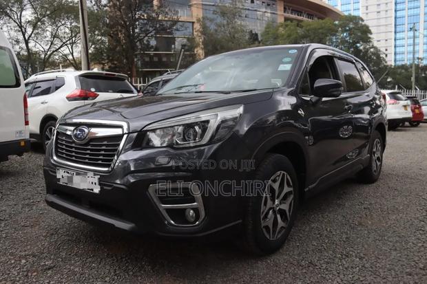 Subaru Forester 2018 Gray