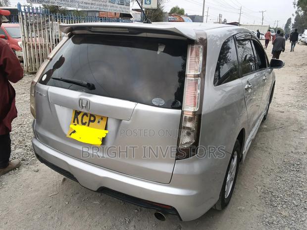 Honda Stream 2012 Silver