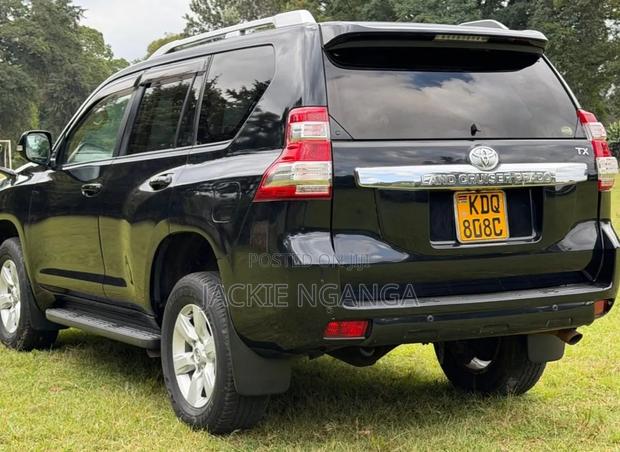Toyota Land Cruiser Prado 2016 Black