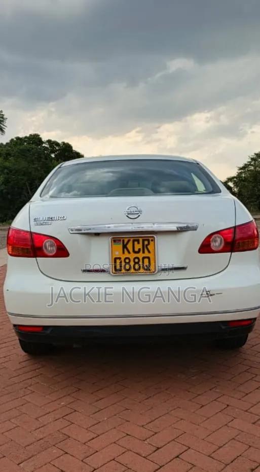 Nissan Bluebird 2012 White