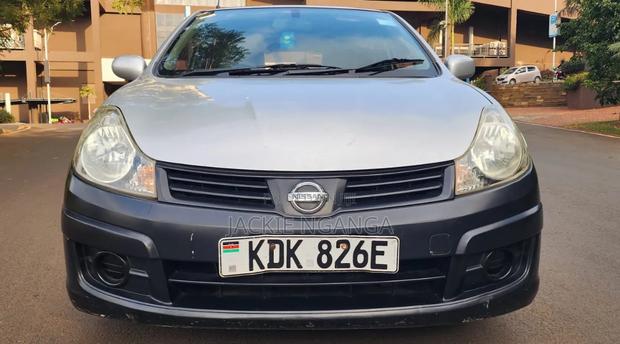 Nissan Advan 2015 Silver