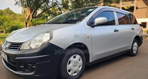 Nissan Advan 2015 Silver