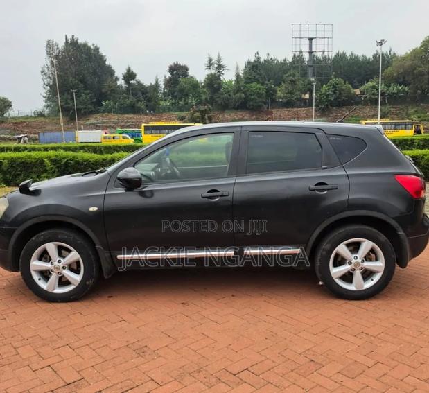 Nissan Dualis 2011 Black