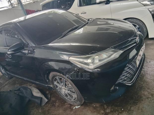 Toyota Corolla Fielder 2016 Black