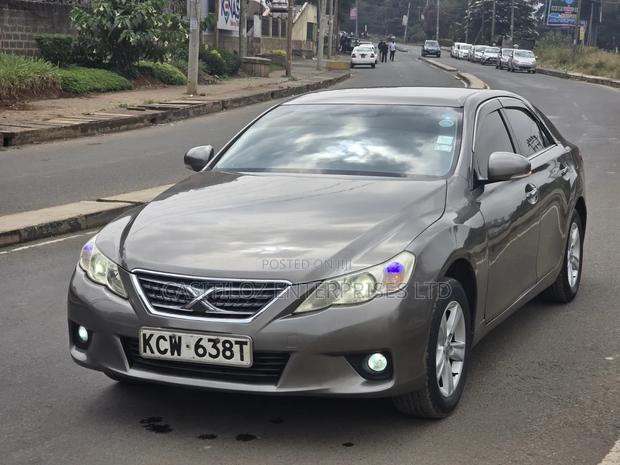 Toyota Mark X 2012 Gold