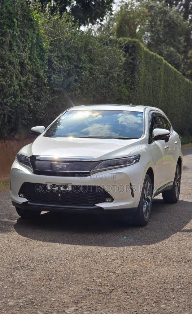 Toyota Harrier 2019 White