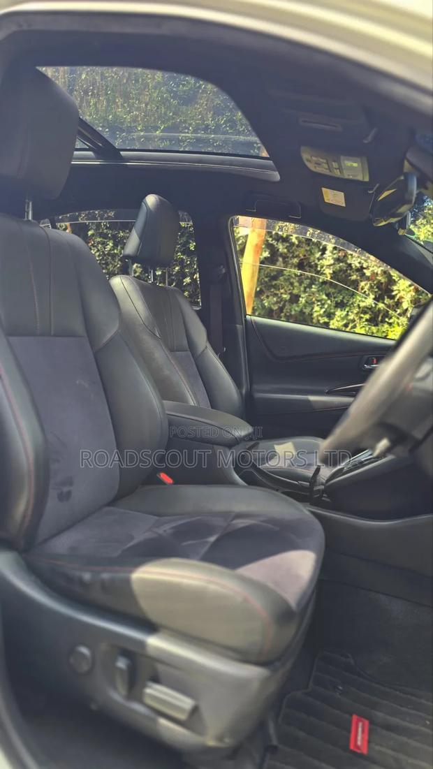 Toyota Harrier 2019 White