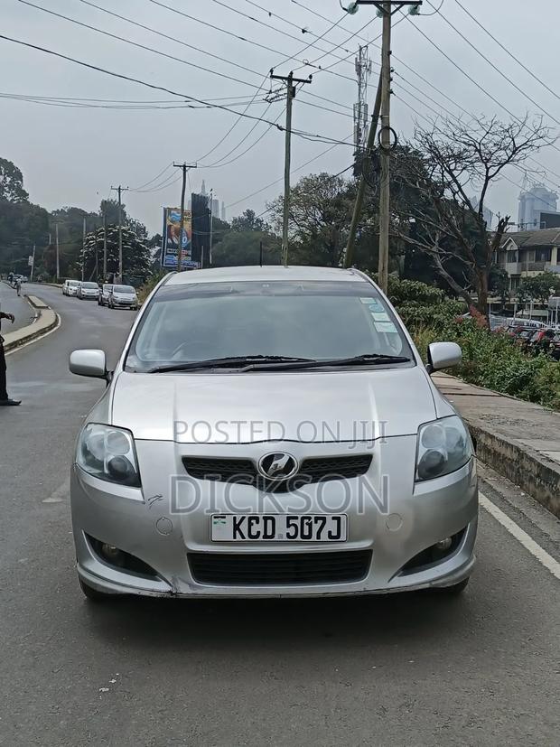 Toyota Auris 2009 Silver