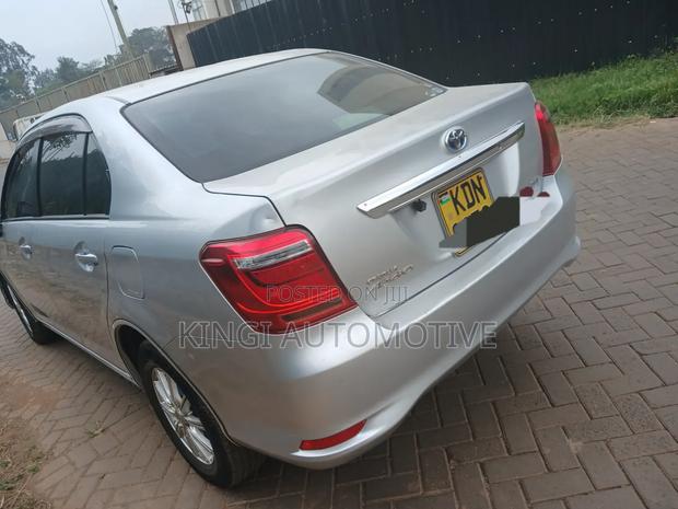 Toyota Axio 2016 Silver