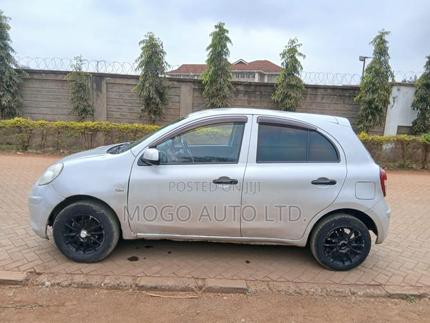 Nissan March 2012 Silver