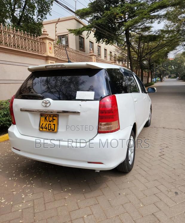 Toyota Wish 2009 White