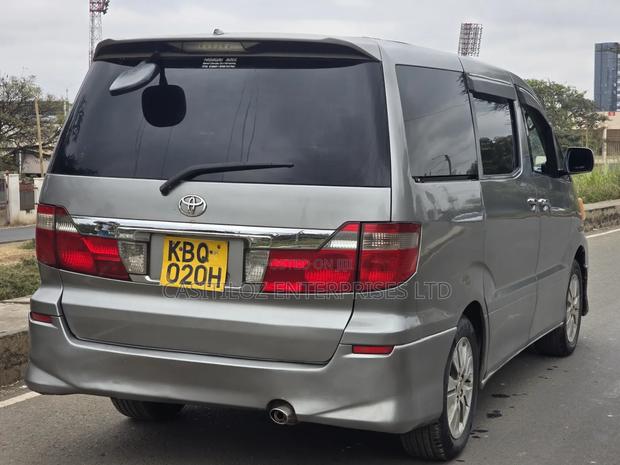 Toyota Alphard 2006 Gray