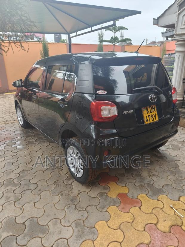 Toyota Passo 2016 Black