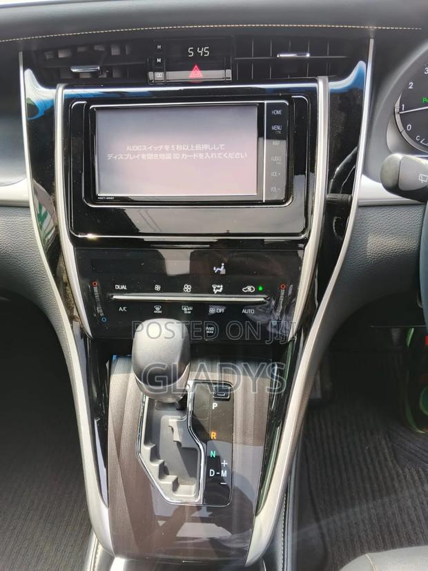 Toyota Harrier 2019 Pearl