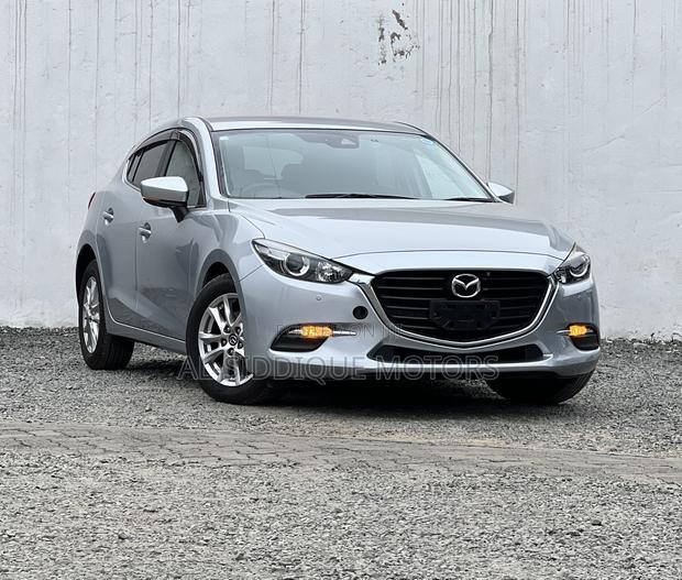 Mazda Axela 2019 Silver