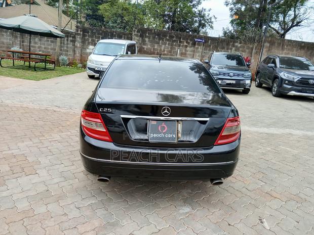 Mercedes-Benz C250 2008 Black