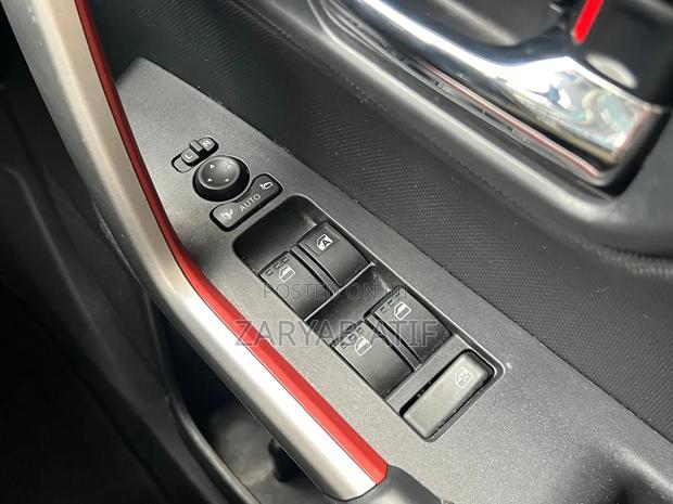 Toyota Raize 2019 Red