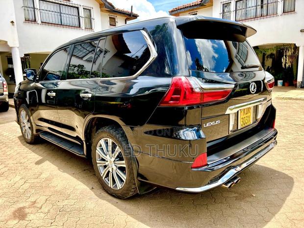 Lexus LX 570 AWD 2016 Black