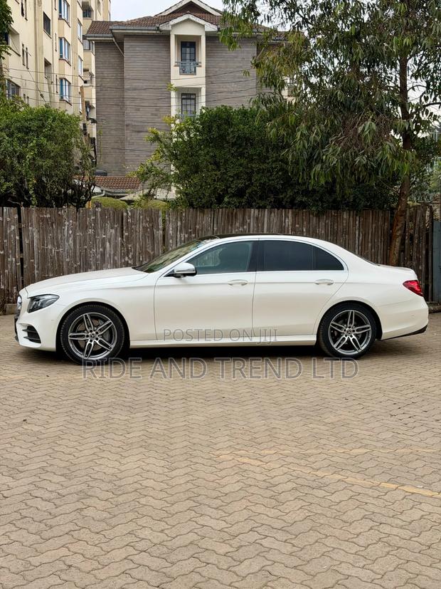 Mercedes-Benz E200 2020 White