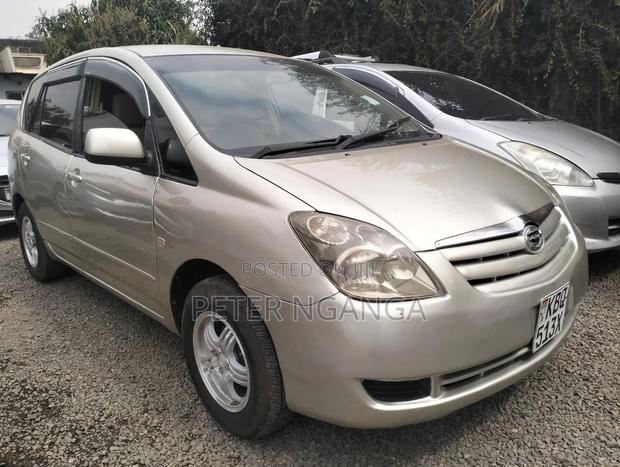 Toyota Corolla Spacio 2006 Gold