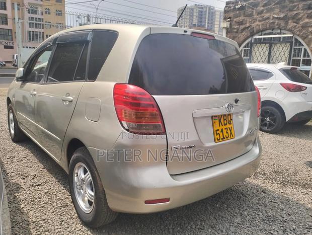 Toyota Corolla Spacio 2006 Gold