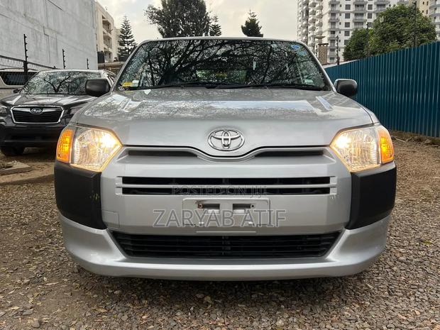 Toyota Probox 2020 Silver