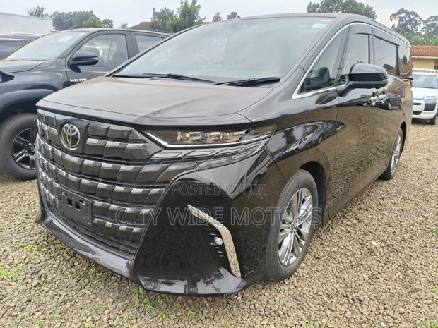 Toyota Vellfire 2025 Black