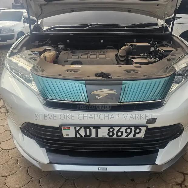 Toyota Harrier 2018 White