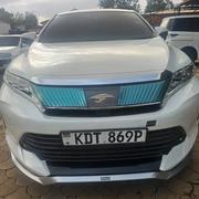 Toyota Harrier 2018 White for sale