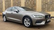 Volvo S60 T4 Momentum 2019 Beige for sale