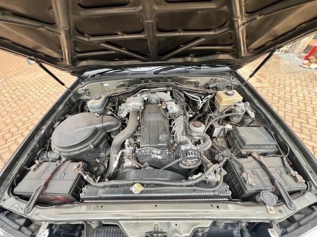 Toyota Land Cruiser 100 4.2 2006 Green