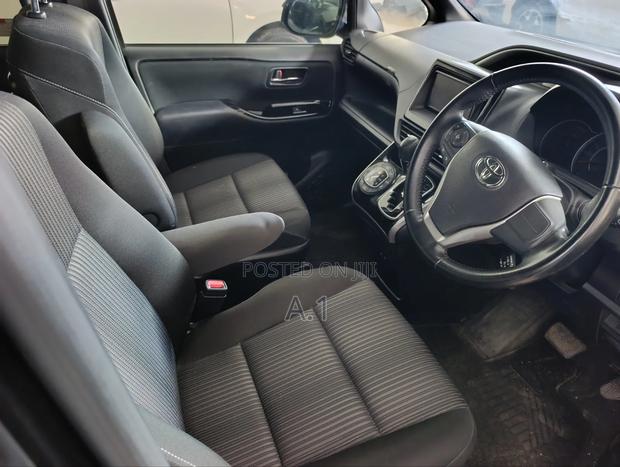 Toyota Voxy 2019 Black
