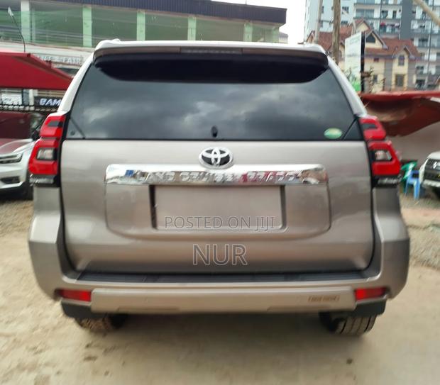 Toyota Land Cruiser Prado 2019 Brown