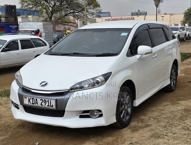 Toyota Wish 2014 White