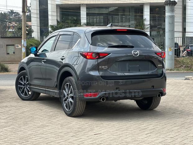 Mazda CX-5 2020 Gray