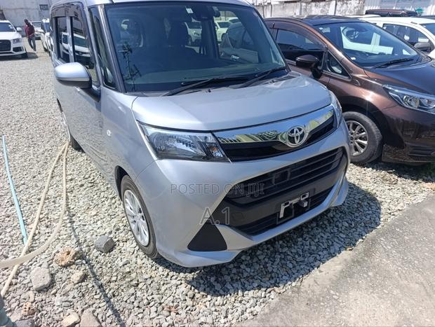 Toyota Tank 2019 Silver