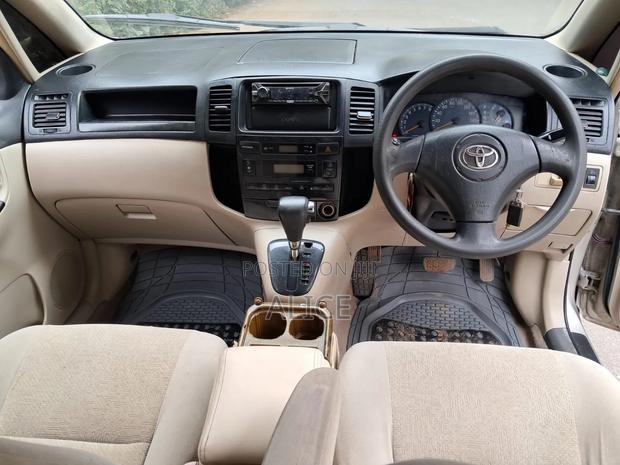 Toyota Corolla Spacio 2005 Silver
