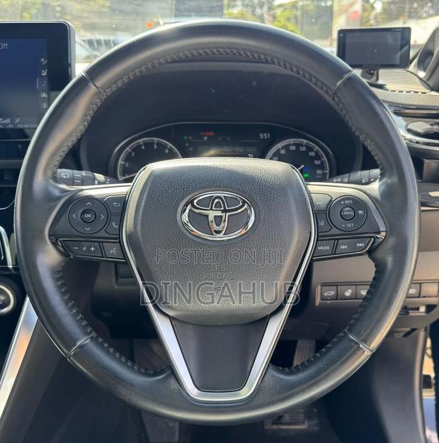 Toyota Harrier 2.0 2020 Matt Black